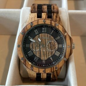 Bewell wooden watch